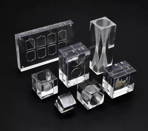 acrylic manufacturer